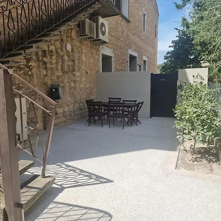 Historic Wine Cellar In The Heart Of Corbieres